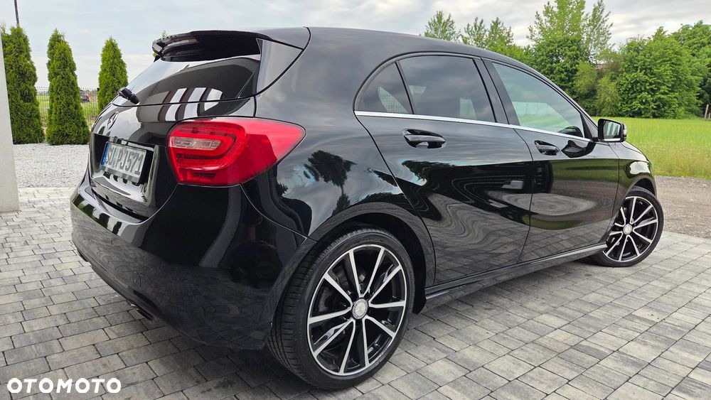 Mercedes-Benz Klasa A 180 (BlueEFFICIENCY) Style - 2