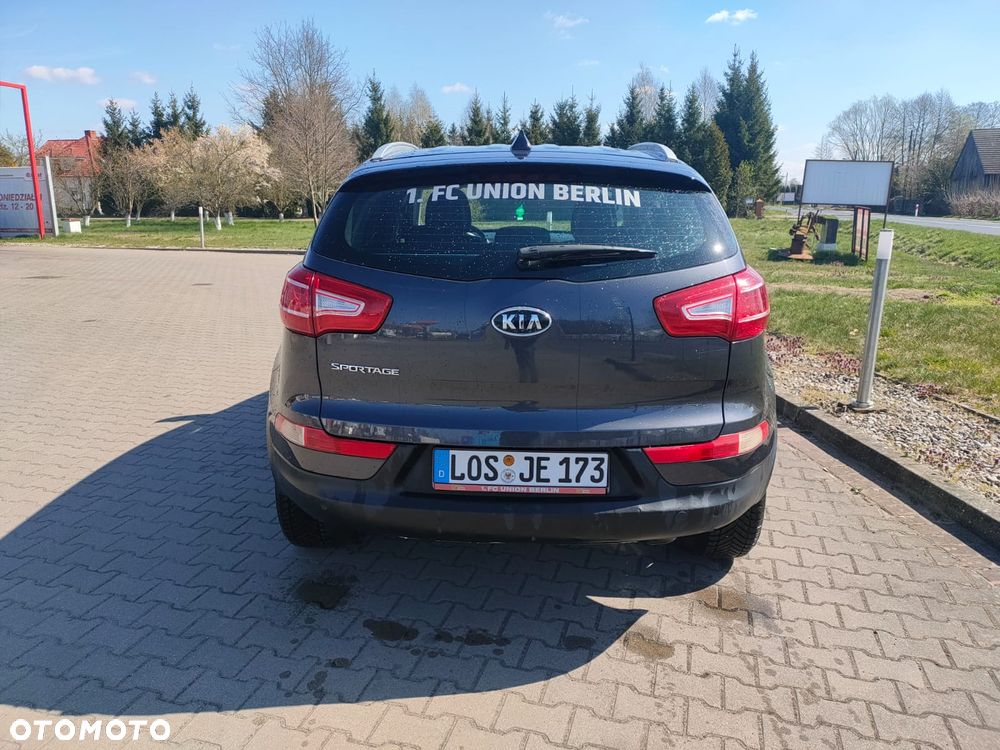 Kia Sportage 2.0 L - 4