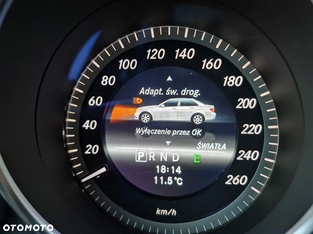 Mercedes-Benz Klasa C 180 (BlueEFFICIENCY) 7G-TRONIC - 19