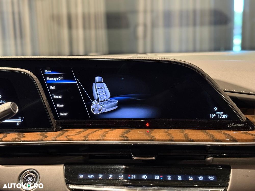 Cadillac Escalade 6.2 V8 ESV Platinum - 37