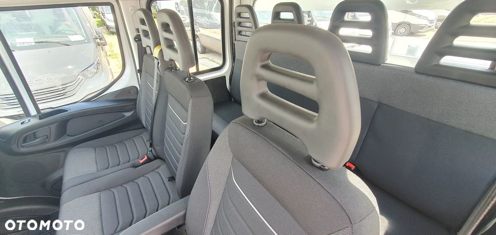 Iveco 35S18HD DOKA 7 OSÓB OKAZJA hak gratis - TANIO !! WYPRZEDAŻ - 10