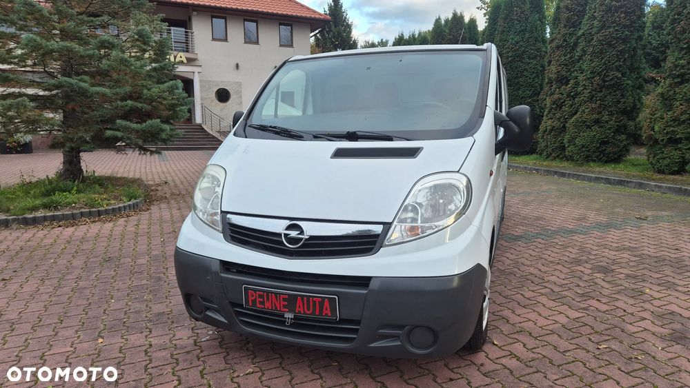 Opel Vivaro - 2