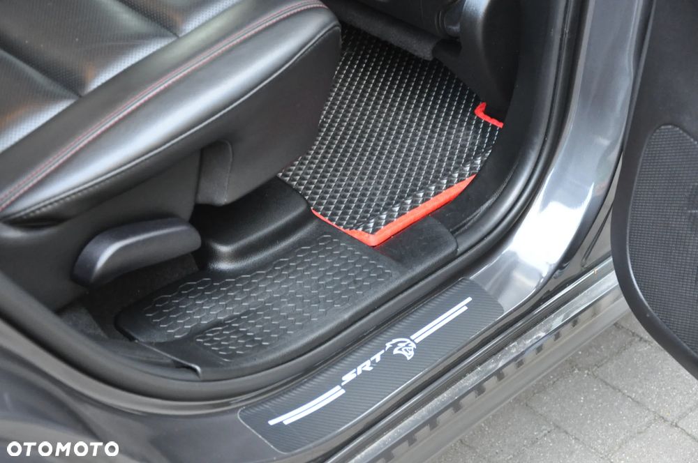Dodge Durango - 17