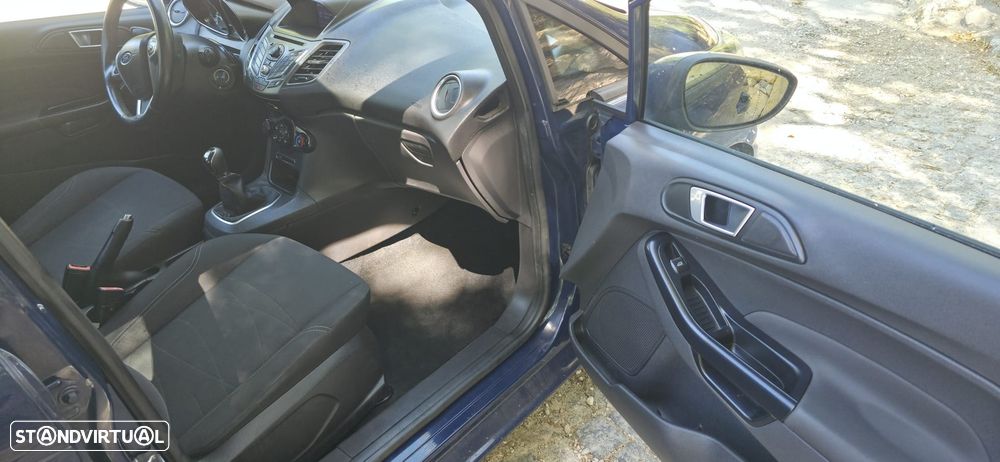 Ford Fiesta 1.6 TDCI ECOnetic Trend - 13