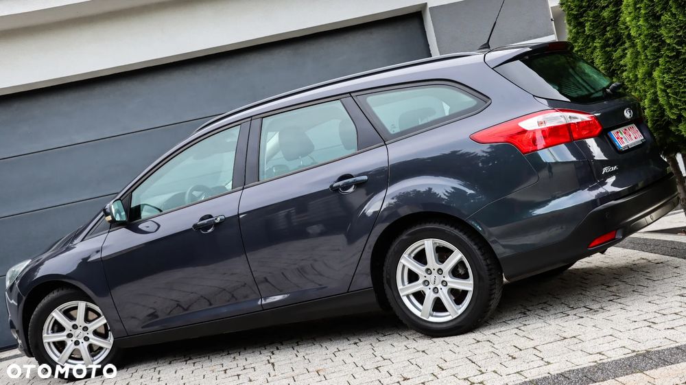 Ford Focus 1.6 Ti-VCT Titanium - 6