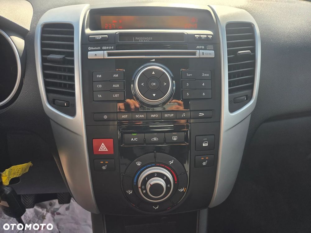 Kia Venga 1.4 CVVT Edition 7 - 12