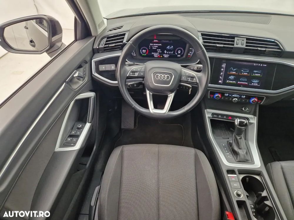 Audi Q3 2.0 40 TDI quattro S tronic Advanced - 5