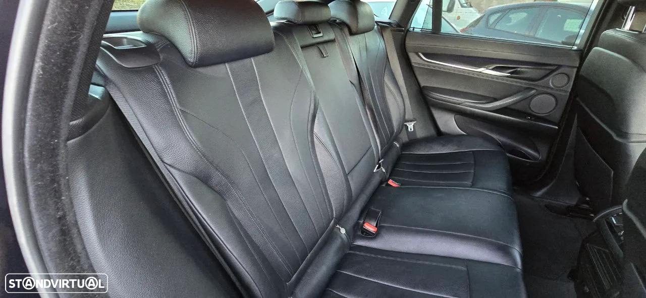BMW X6 40 d xDrive Pack M - 26