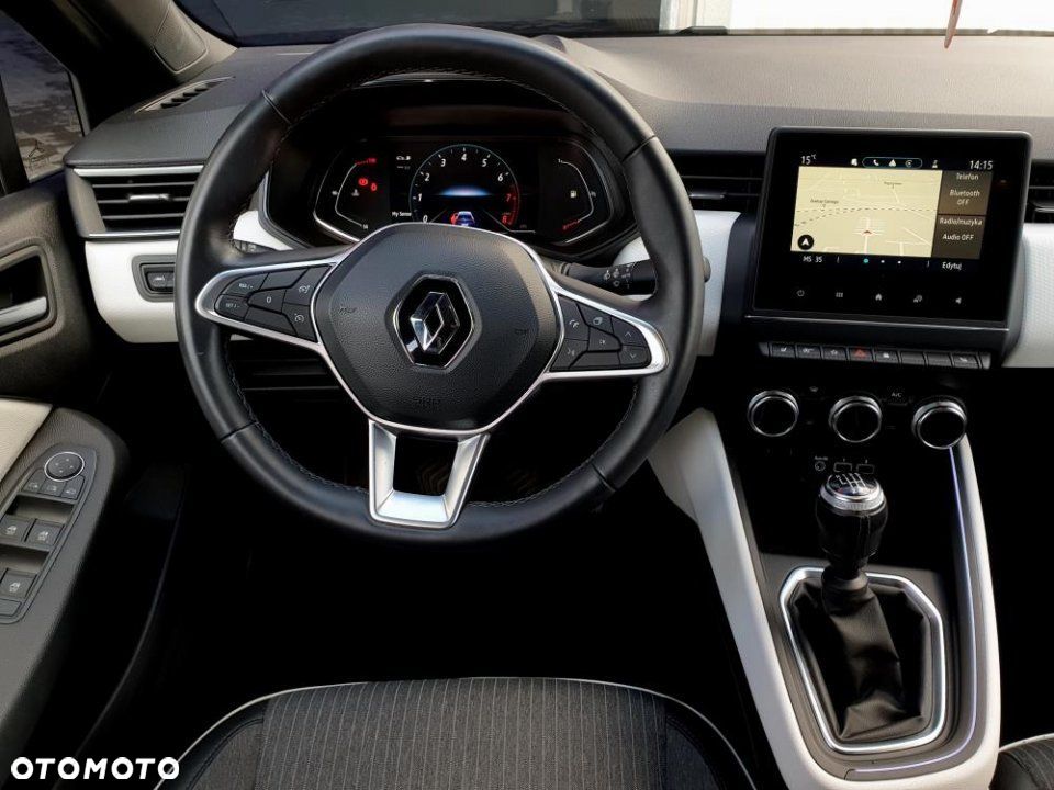 Renault Clio - 10