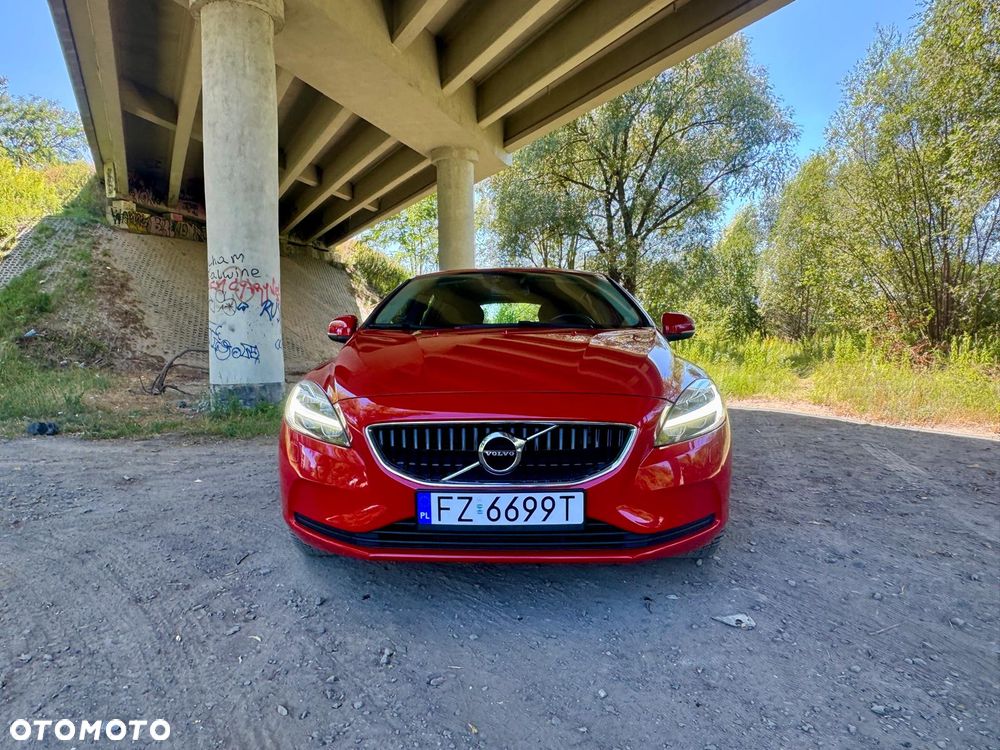 Volvo V40 T3 Drive-E Momentum - 21