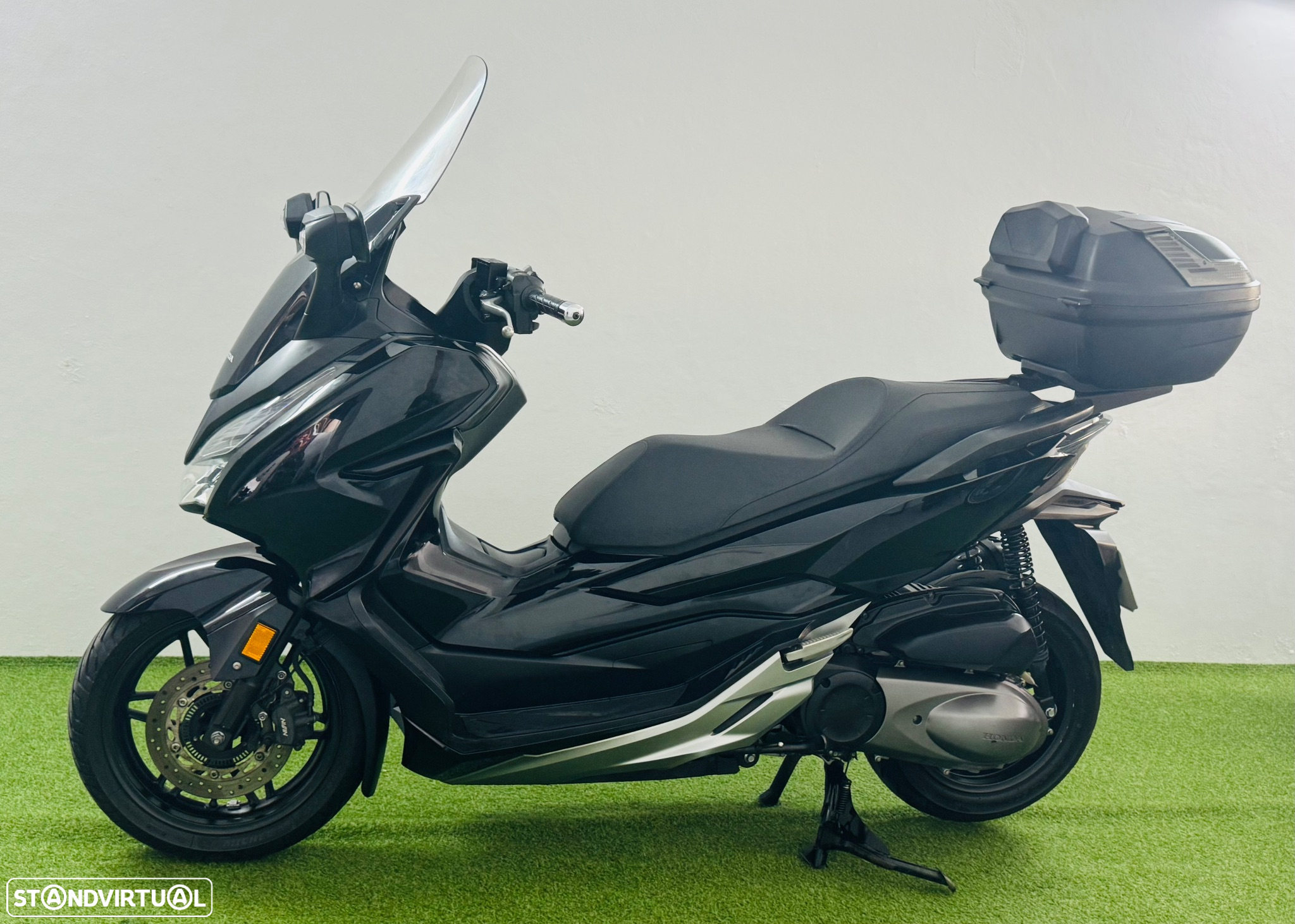 Honda Forza 300cc - 4