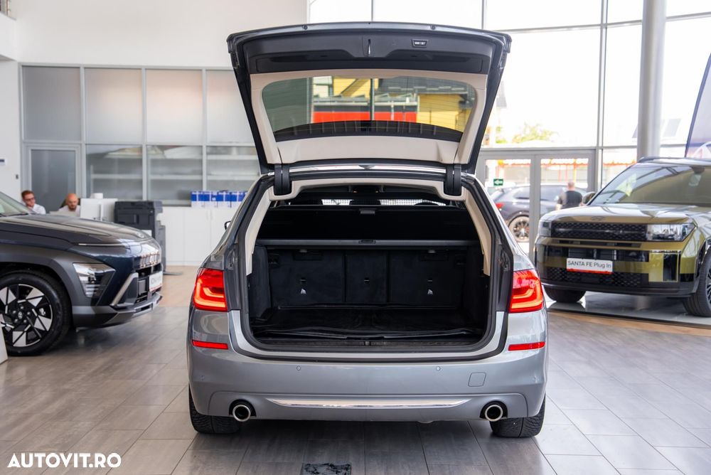 BMW Seria 5 520d Aut. Luxury Line - 15