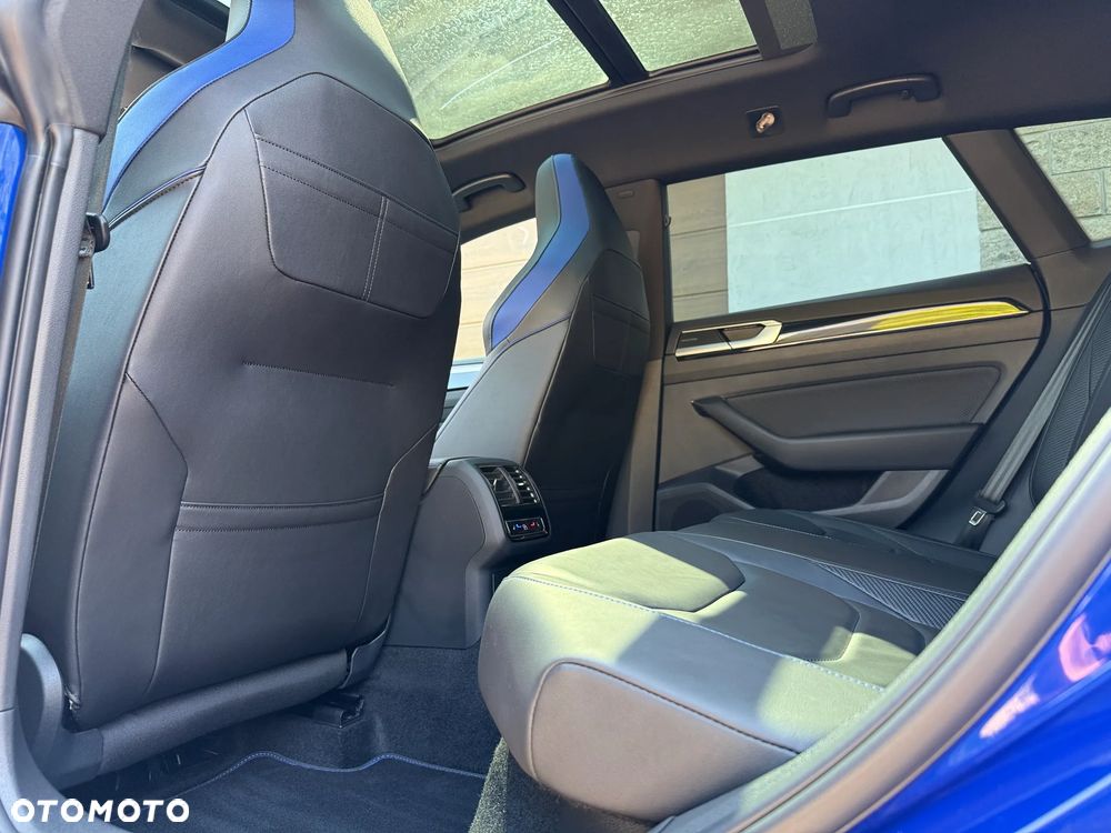 Volkswagen Arteon 2.0 TSI 4Motion R DSG - 31