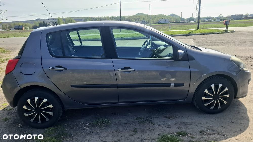 Renault Clio - 4
