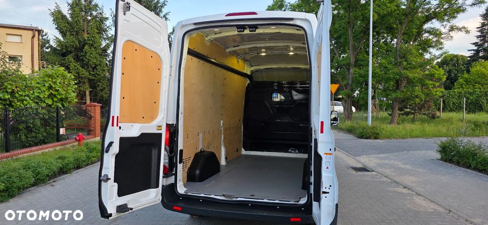 Ford Transit - 21