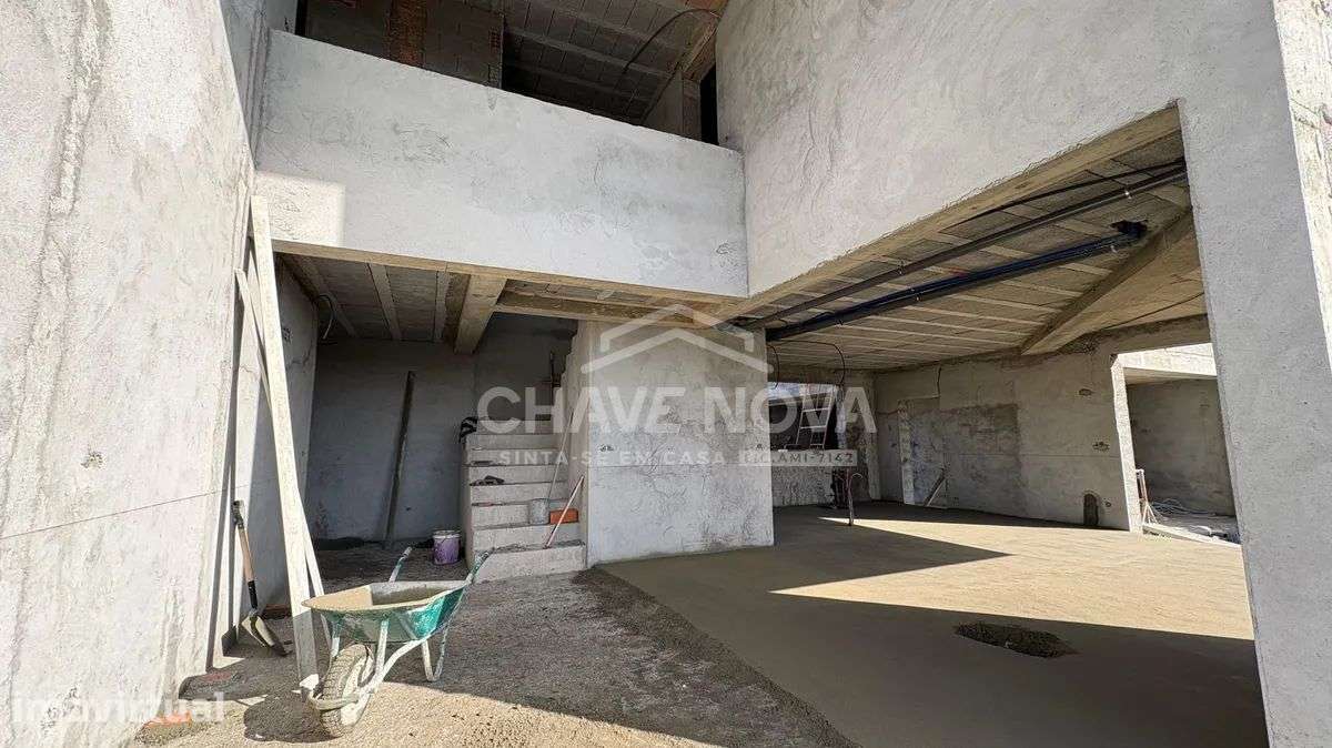 Moradia Isolada V4 c/ Piscina Aquecida em Esmoriz - Grande imagem: 4/24
