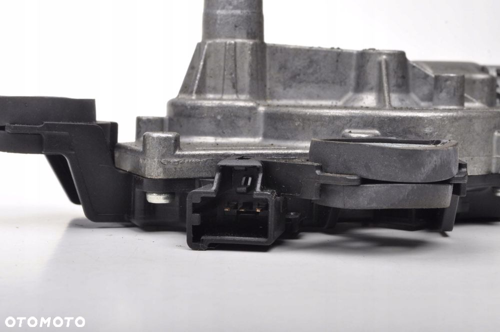 VOLVO V40 II SILNICZEK WYCIERACZKI TYŁ 31294492 - 4