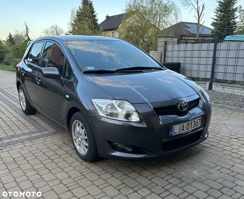 Toyota Auris 1.6 VVT-i Team - 2