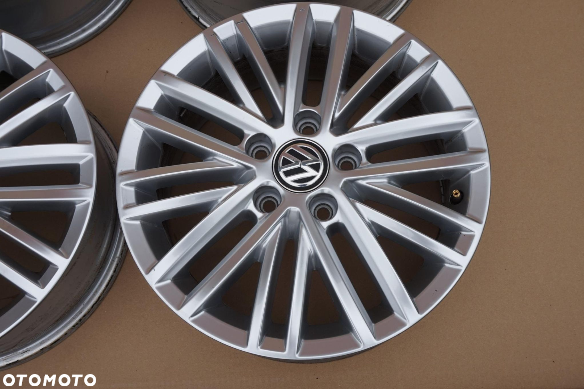 FELGI ALUFELGI VW CADDY 2K5601025J 6J16H2 5x112 ET 50 16" - 4