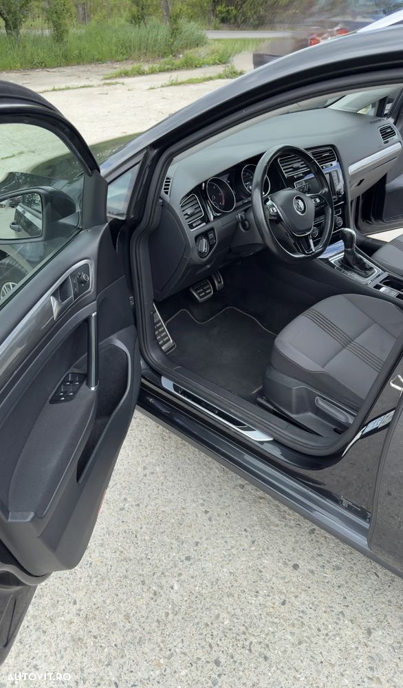 Volkswagen Golf 1.6 TDI BlueMotion Technology DSG Allstar - 9