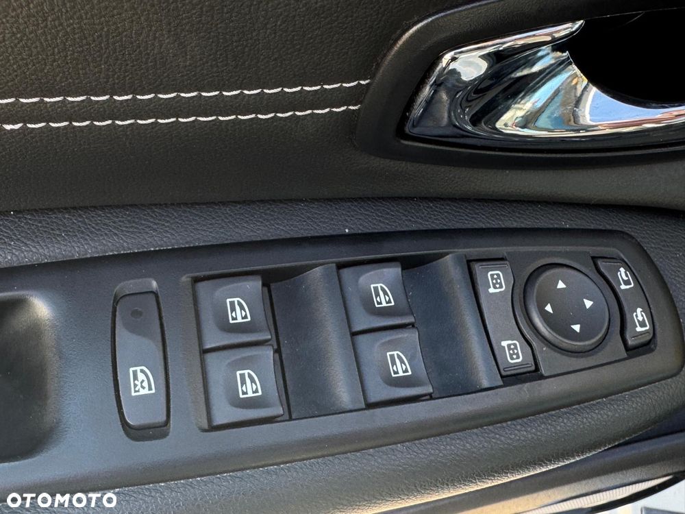 Renault Scenic 1.5 dCi Energy Bose EU6 - 19