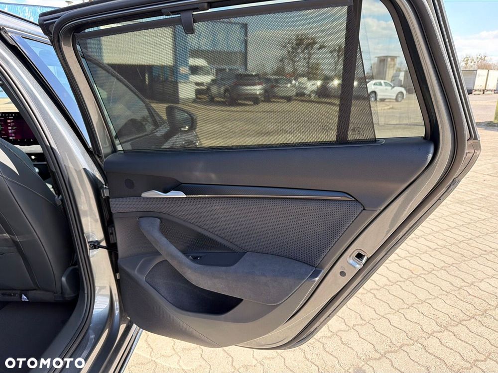 Skoda Superb 2.0 TSI Sportline DSG - 20