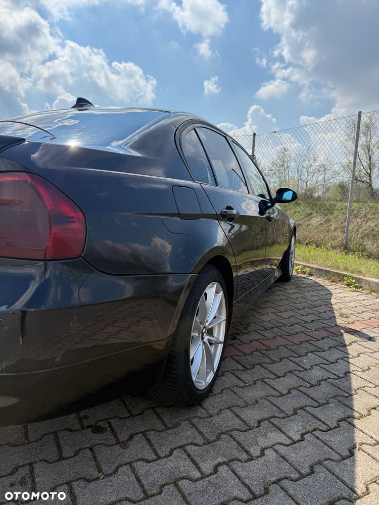 BMW Seria 3 320d - 11
