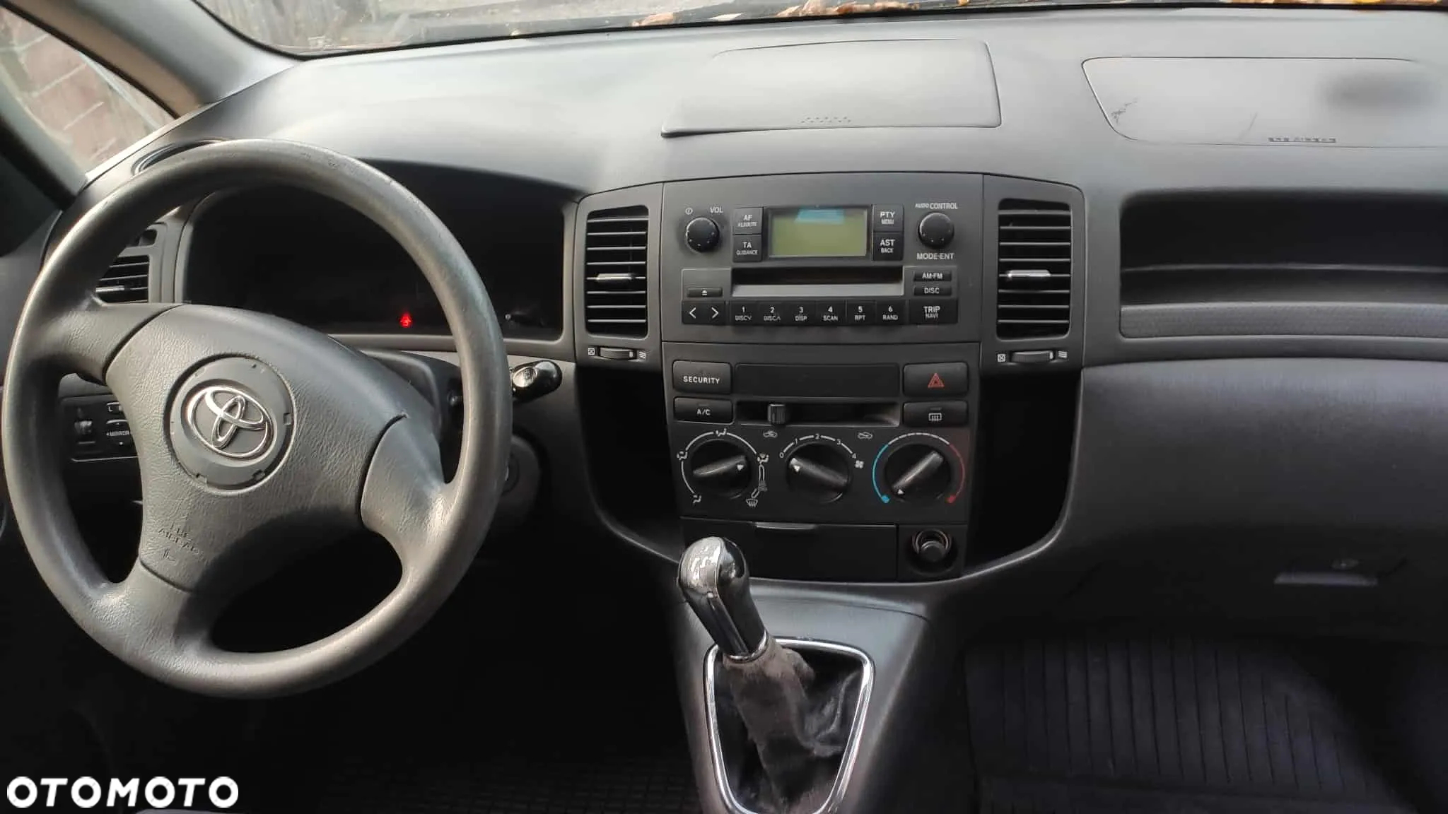 Toyota Corolla Verso 2.0 D-4D Sol - 19