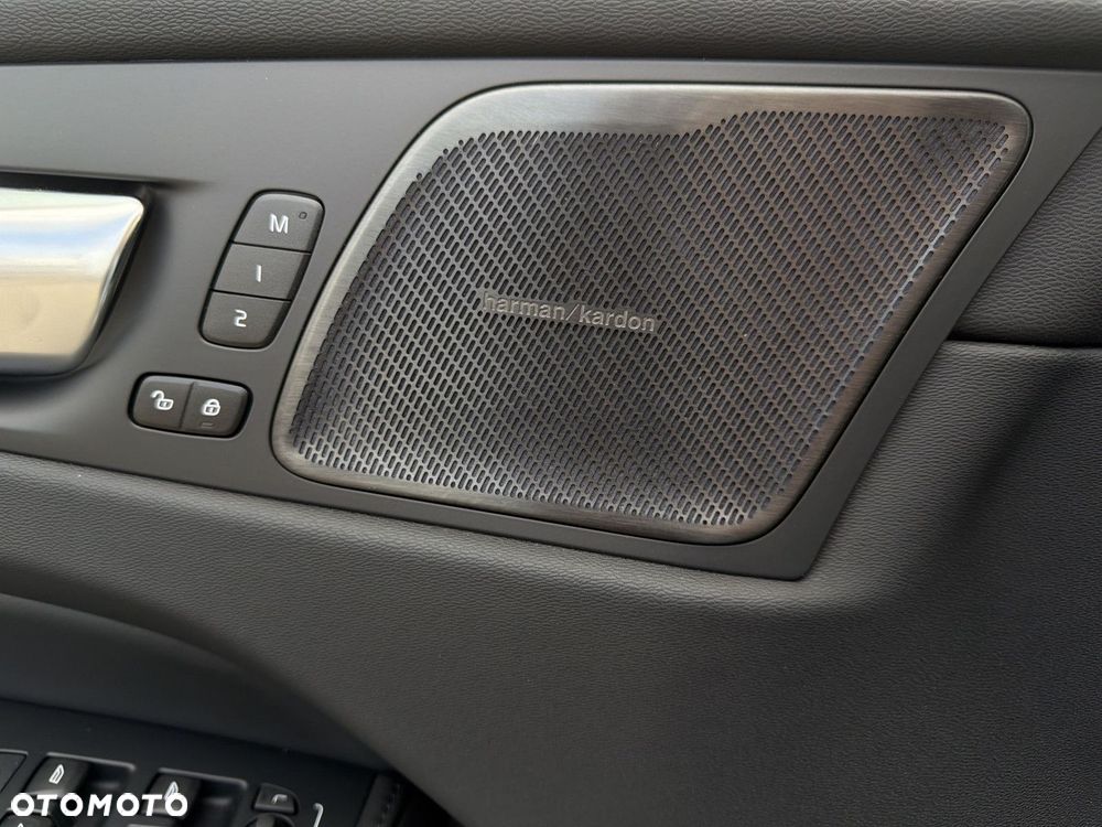 Volvo XC 60 - 28