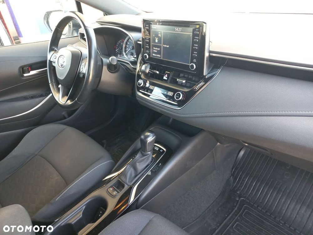 Toyota Corolla - 13