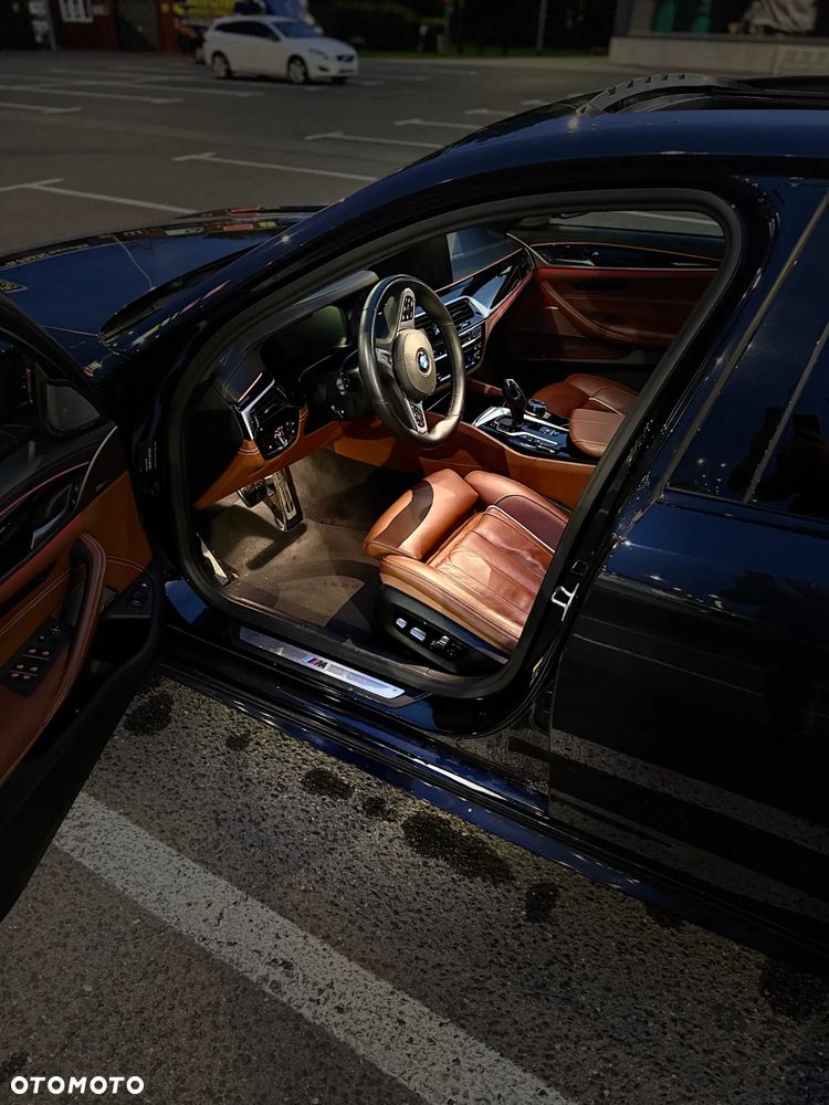 BMW Seria 5 530e xDrive M Sport sport - 10
