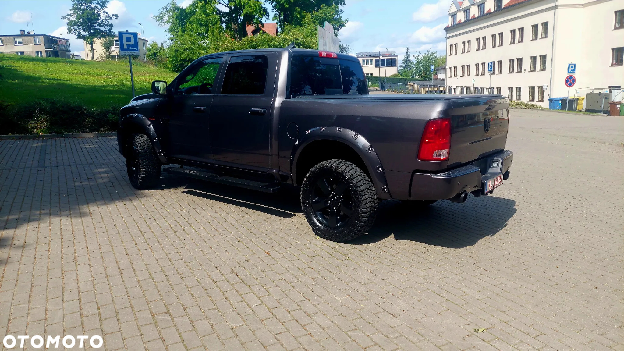 Dodge RAM 1500 5.7 4x4 - 6