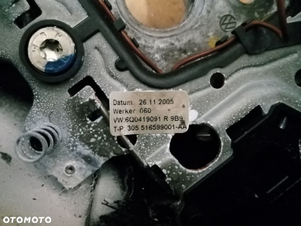 Kierownica oryginalna VW Polo 9N2 6Q0419091R - 3