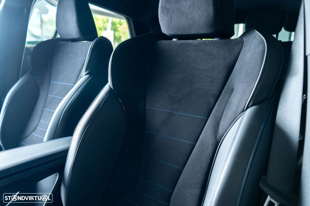 BMW iX2 eDrive20 Pack Desportivo M - 22