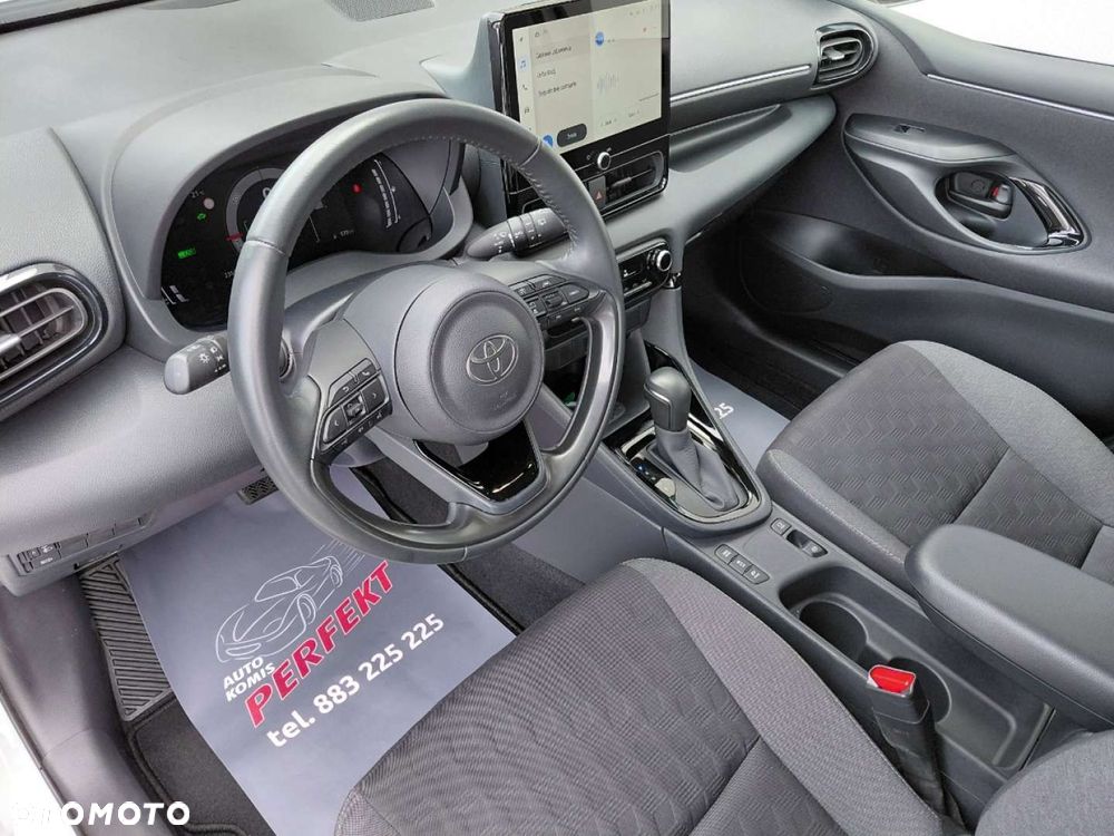 Toyota Yaris - 11