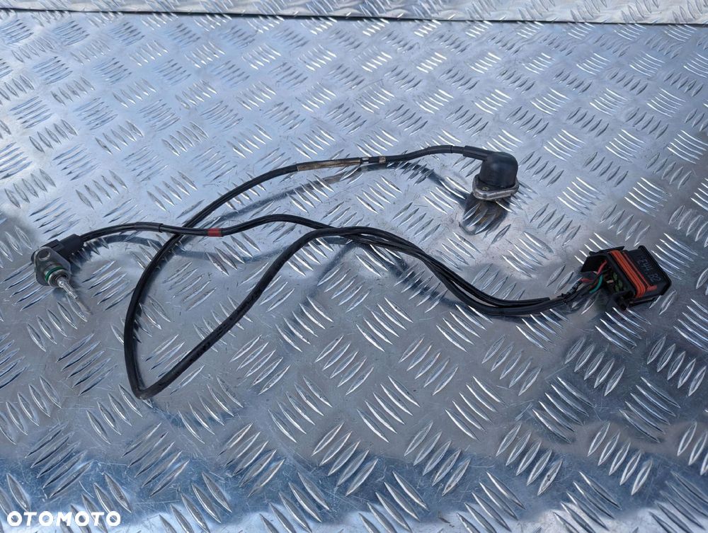 CZUJNIK DOŁADOWANIA PRZEPUSTNICY KOLEKTORA I TEMPE - 2