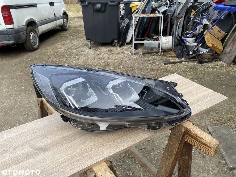 LAMPA PRZEDNIA PRAWA FORD KUGA MK3 FULL LED LV4B-13E016-AH - 1