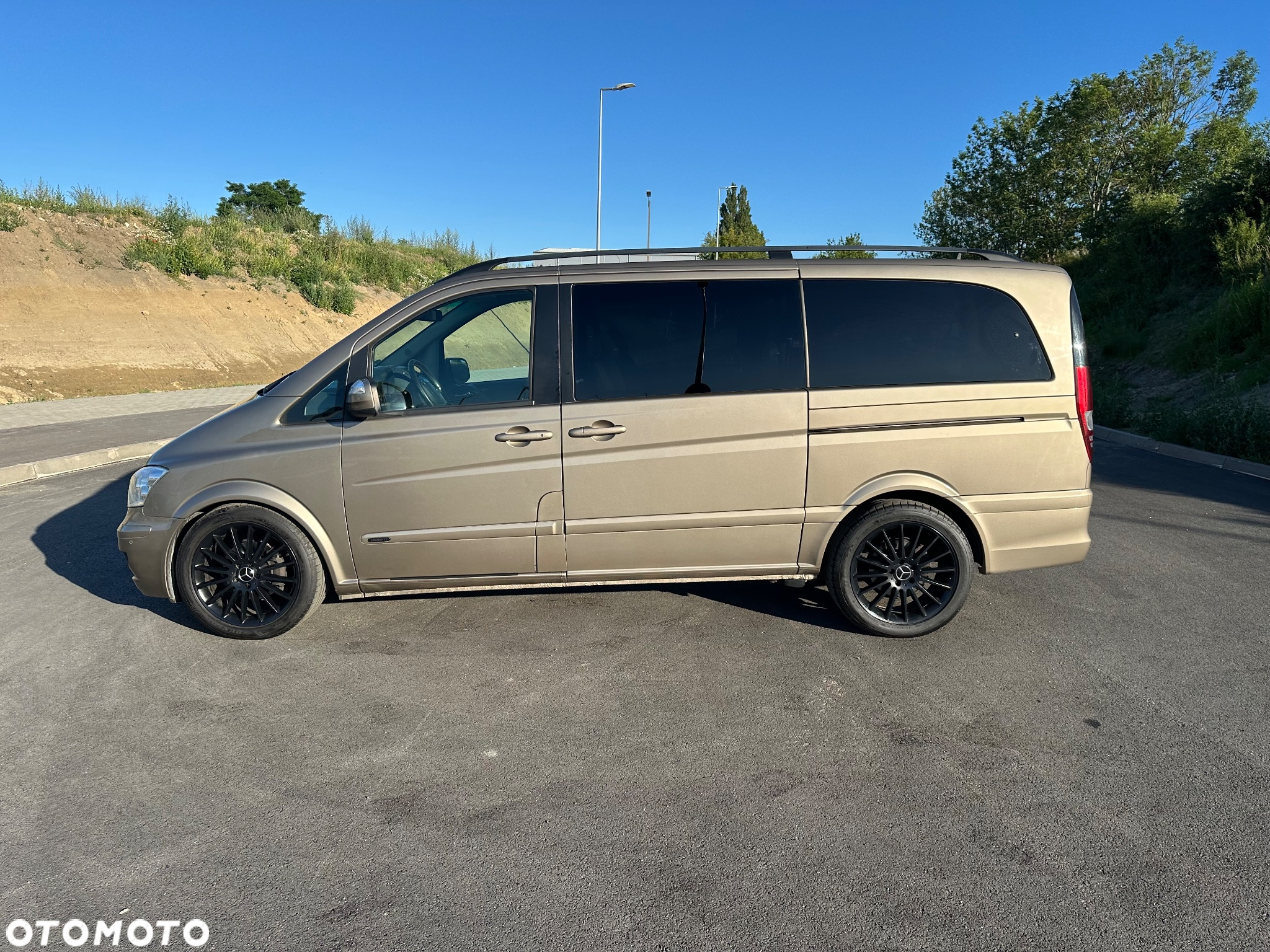 Mercedes-Benz Viano 3.0 CDI Ambiente (d³ugi) - 22