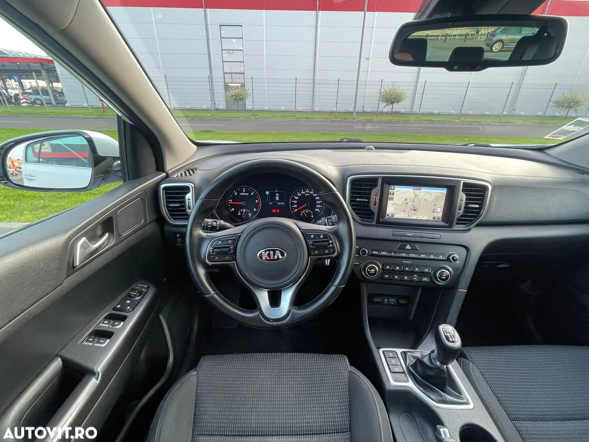Kia Sportage 1.7 CRDI 2WD Dream-Team Edition - 23