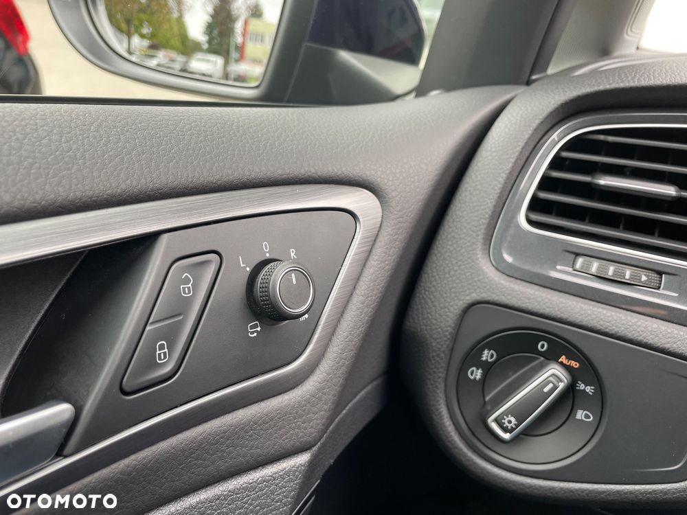 Volkswagen Golf 1.5 TSI BMT Evo Highline DSG - 8