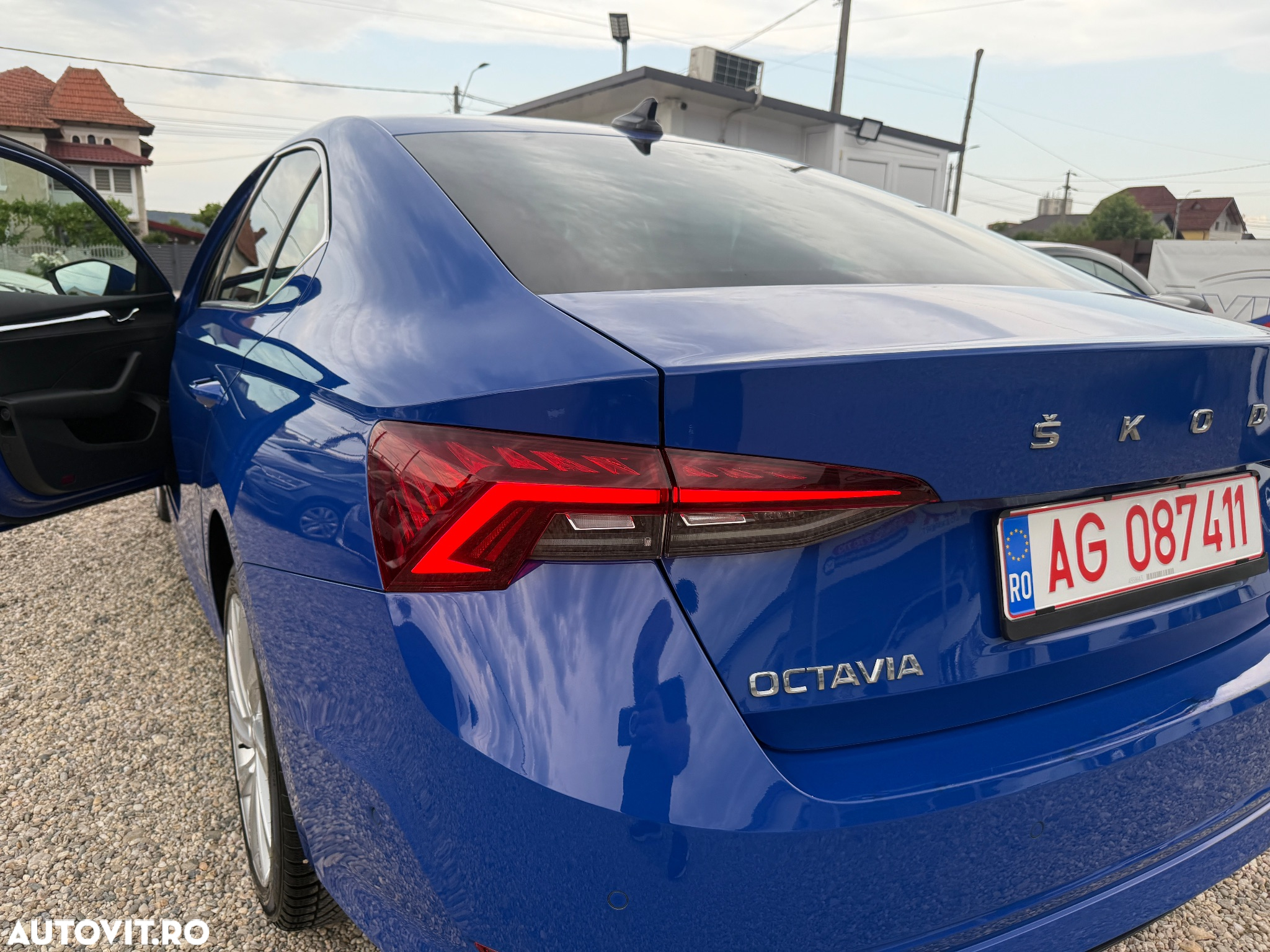 Skoda Octavia 2.0 TDI 150 CP DSG Sportline - 26