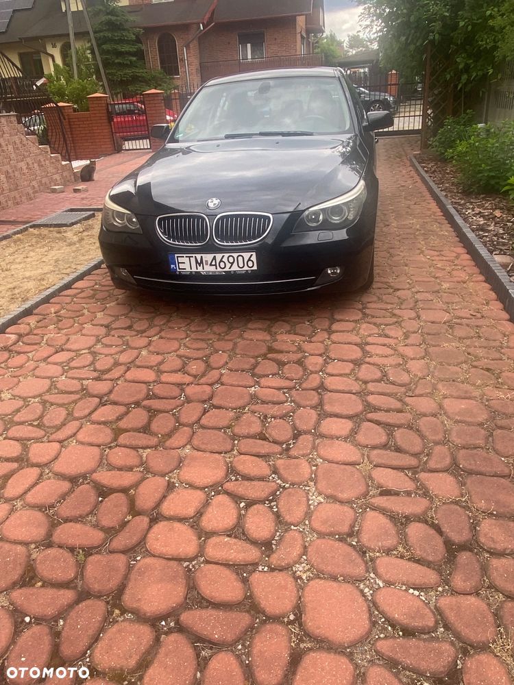 BMW Seria 5 523i - 2