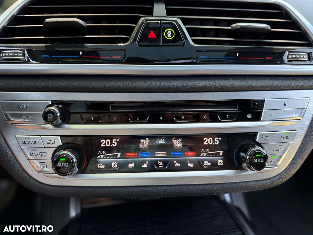 BMW Seria 7 750i xDrive Edition Exclusive - 26