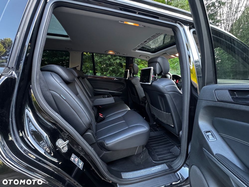 Mercedes-Benz GL 450 - 26