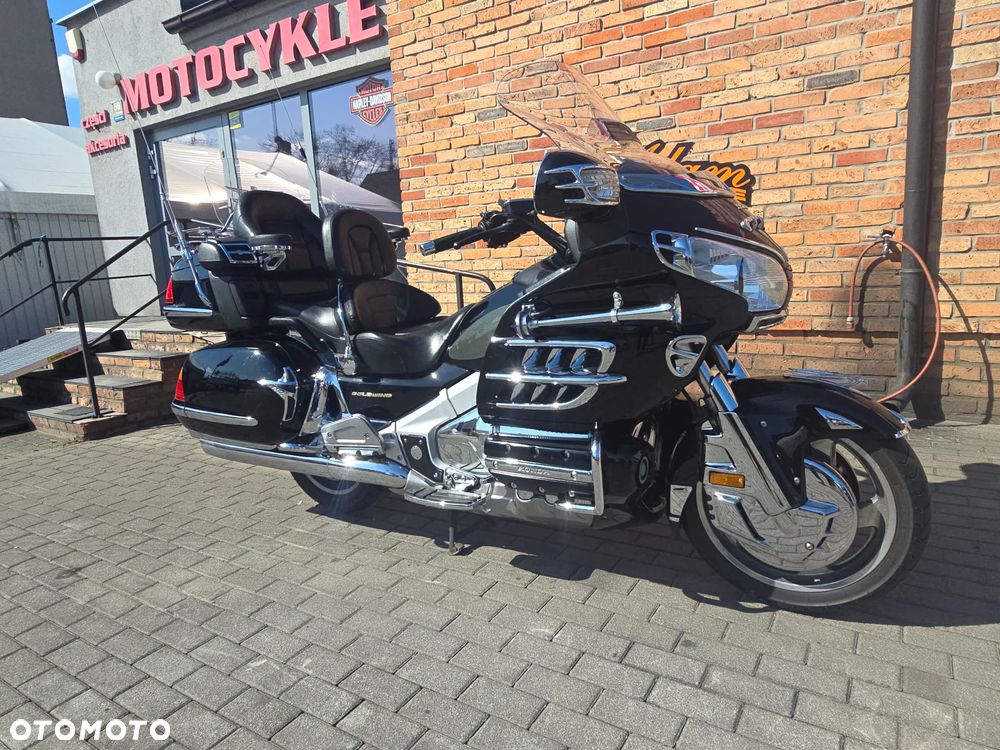 Honda GL - 9