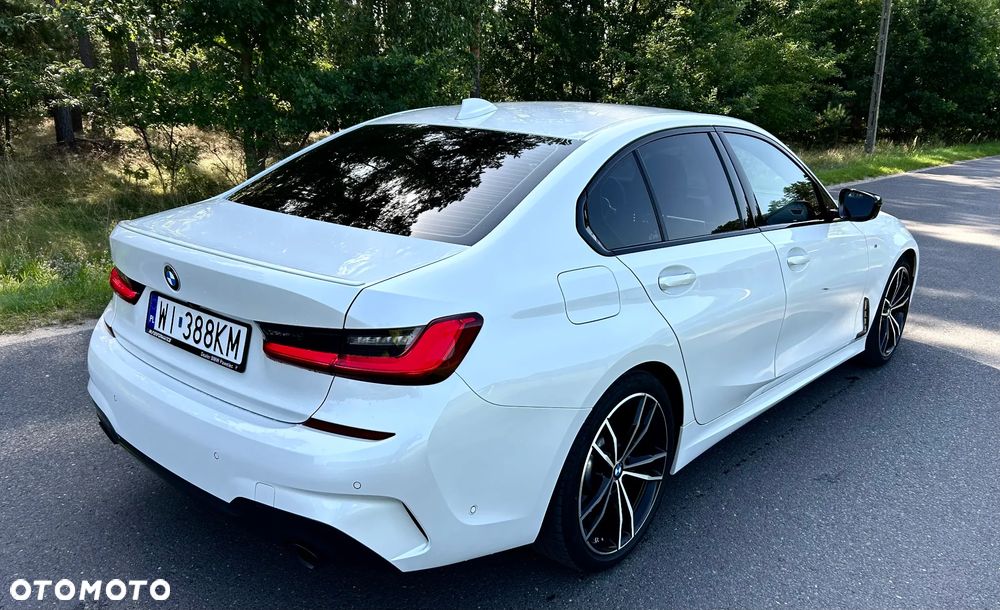 BMW Seria 3 318i M Sport - 4