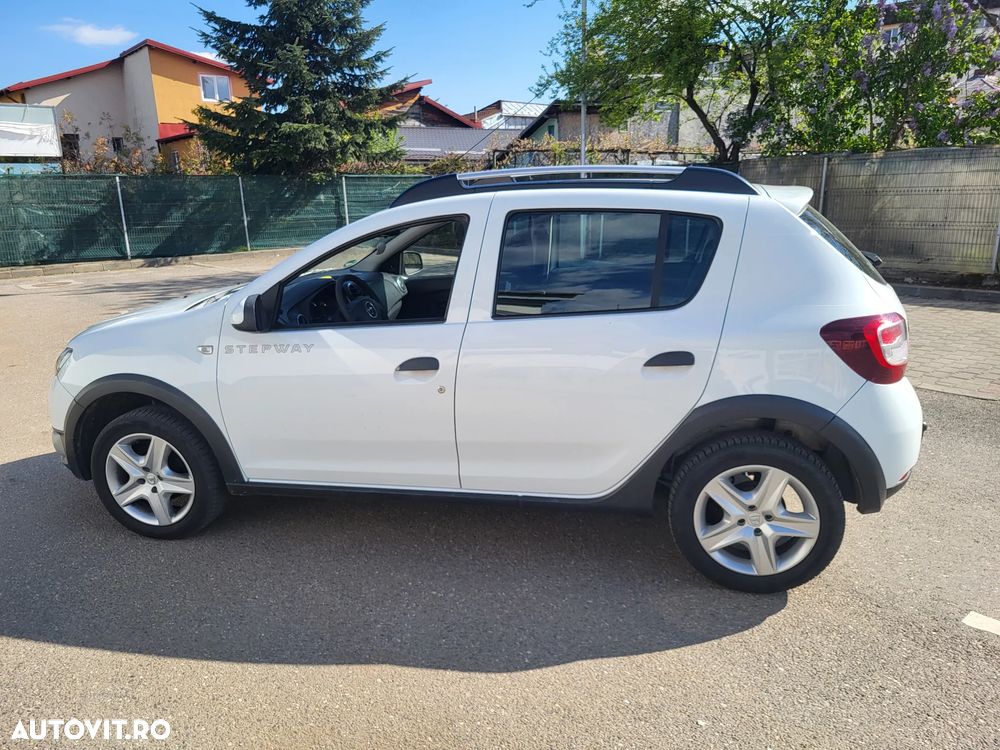 Dacia Sandero 0.9 Stepway - 4
