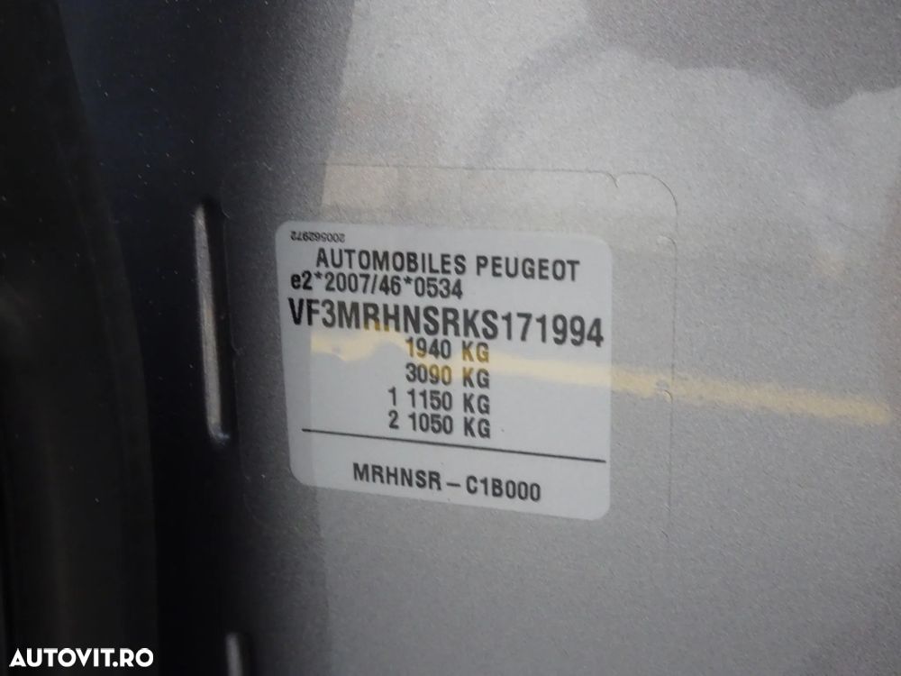 Peugeot 3008 1.2 PureTech Turbo S&S EAT6 GT-Line - 29