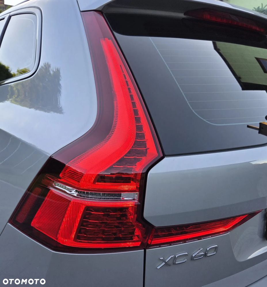 Volvo XC 60 B4 D Ultimate Dark - 20