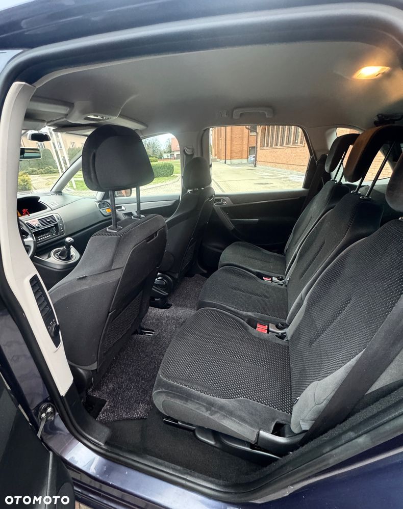 Citroën C4 Picasso - 10